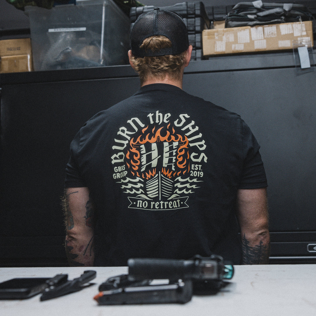 Campfire Cooking In Another World With My Absurd Skill - T-shirt décontracté tactique militaire Burn The